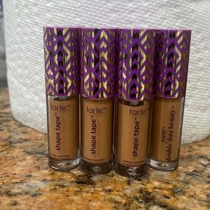 Medium concealer new , never used